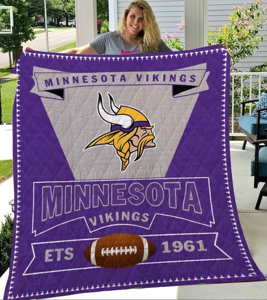 Minnesota Vikings Logo Premium Quilt