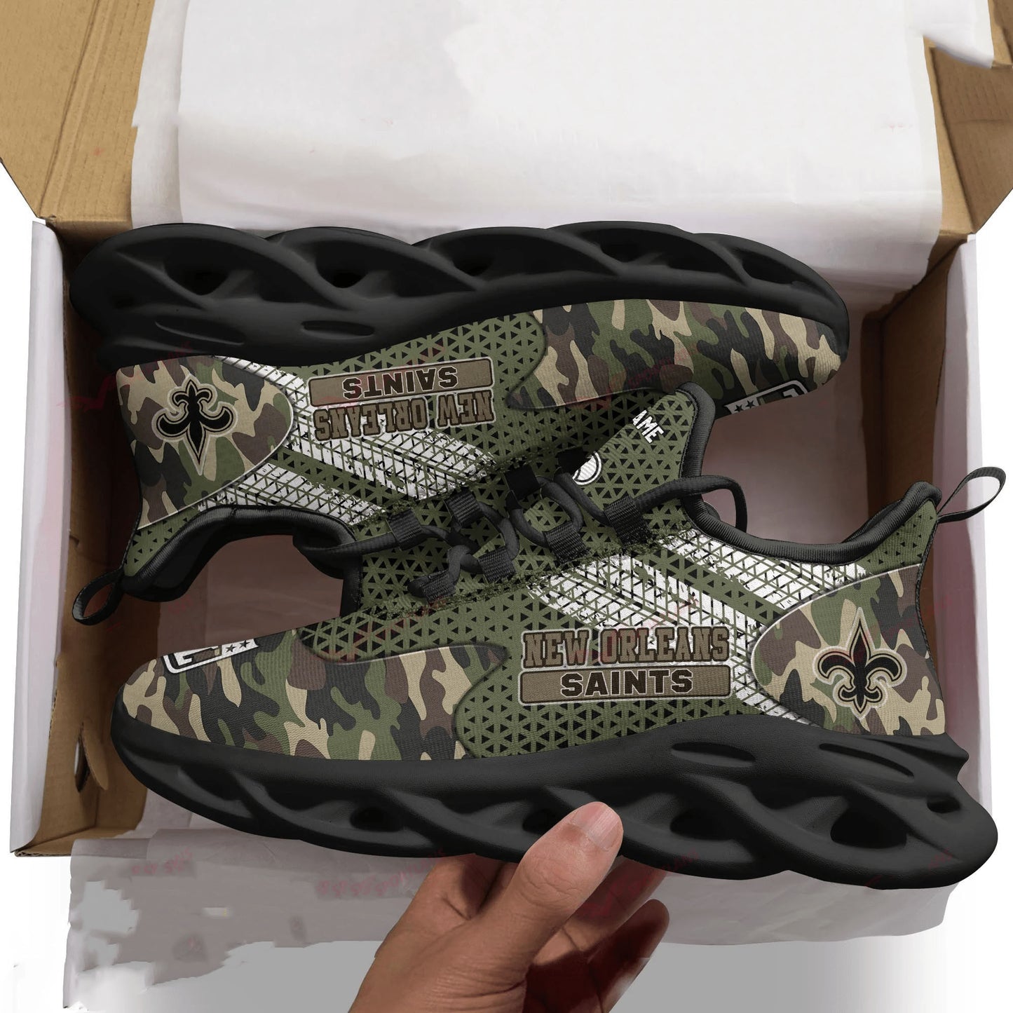 New Orleans Saints Personalized Yezy Running Sneakers SPD612