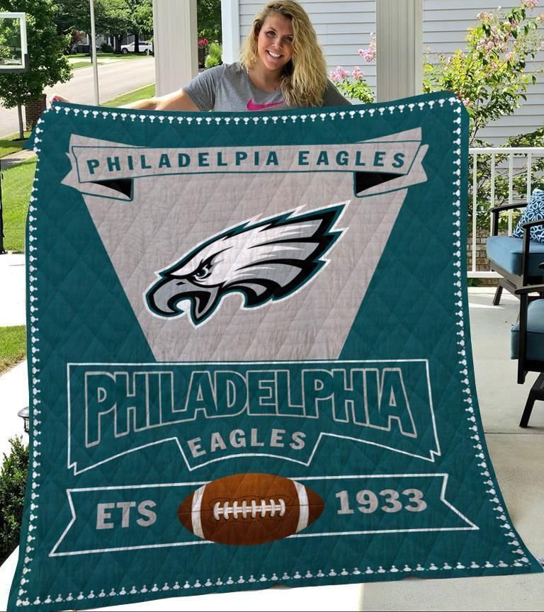 Philadelphia Eagles Logo Premium Quilt