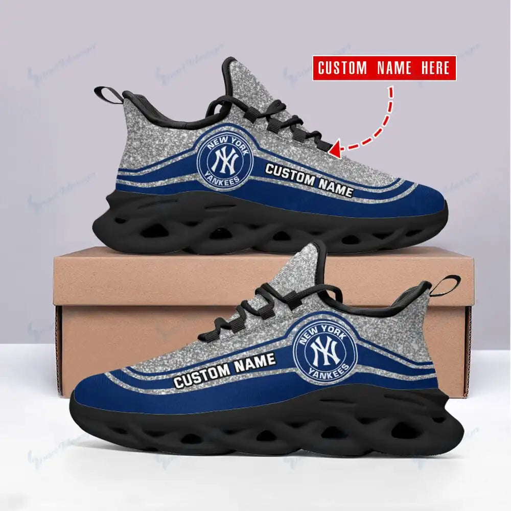 New York Yankees Personalized Yezy Running Sneakers SPD374