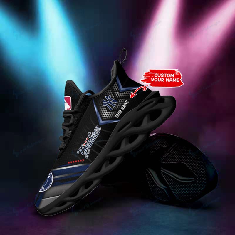 New York Yankees Personalized Yezy Running Sneakers SPD409