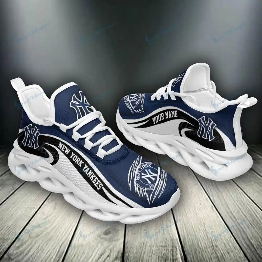 New York Yankees Personalized Yezy Running Sneakers SPD38