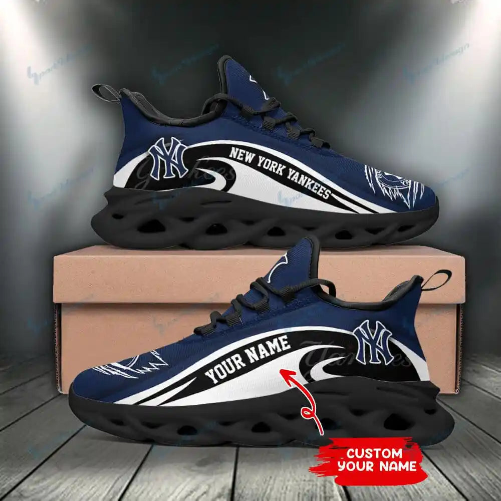 New York Yankees Personalized Yezy Running Sneakers SPD38