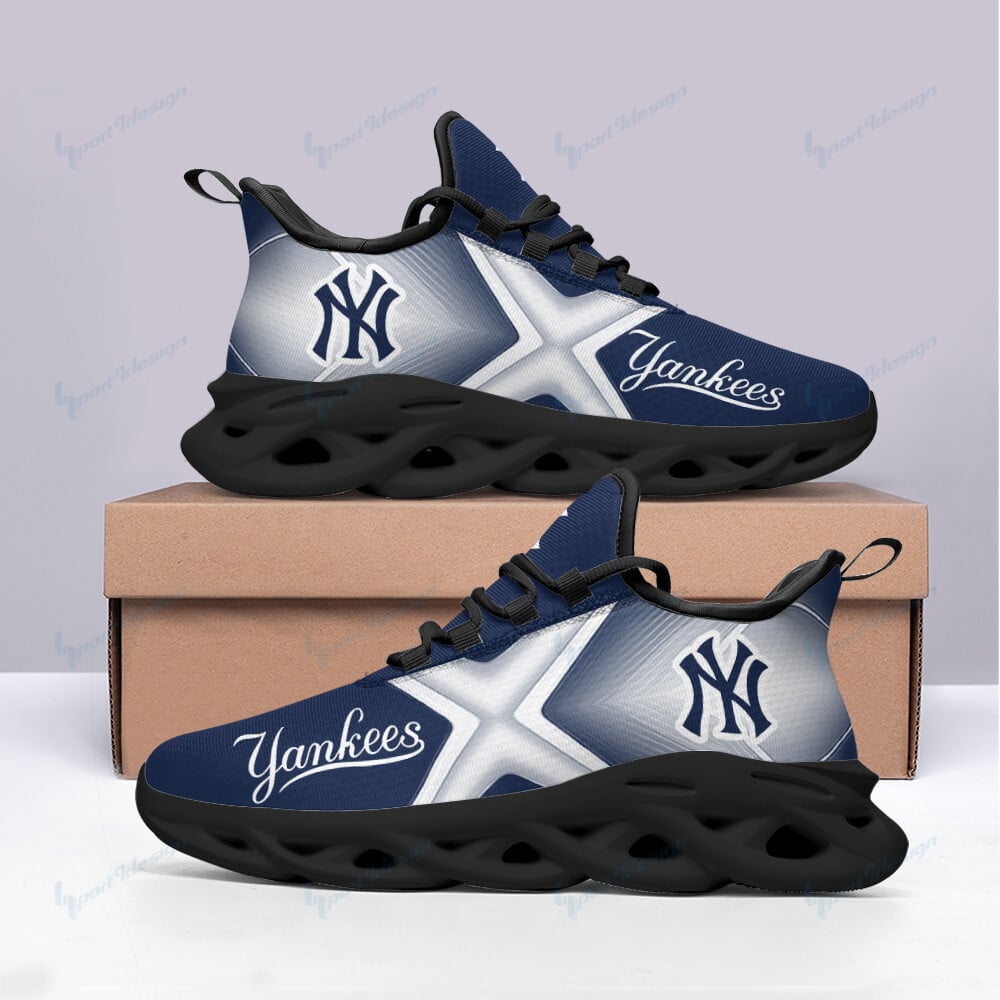 New York Yankees Yezy Running Sneakers BB715