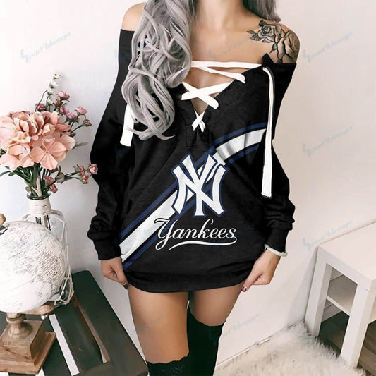 New York Yankees Lace-Up Sweatshirt 33