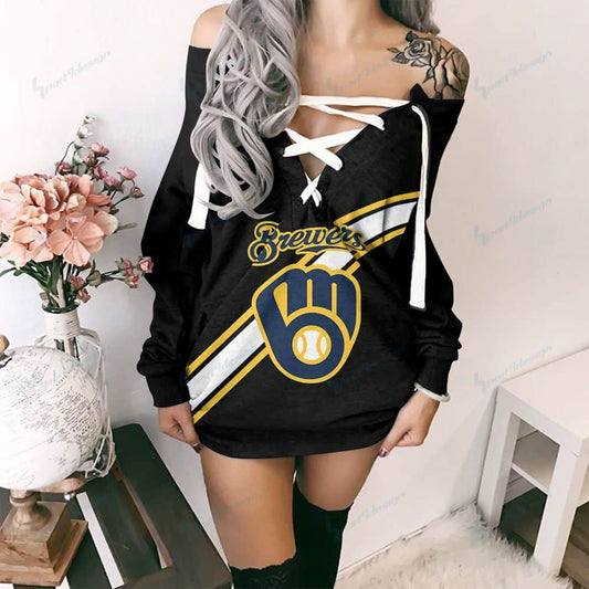 Milwaukee Brewers Lace-Up Sweatshirt 20
