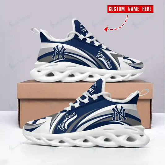 New York Yankees Personalized Yezy Running Sneakers SPD452