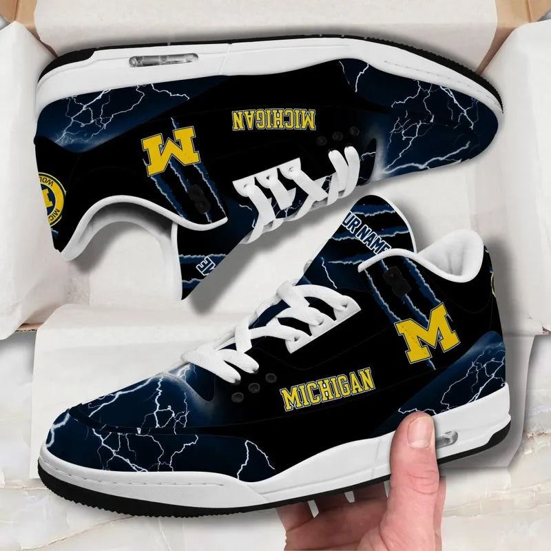 Michigan Wolverines Basic Leather JD03 Shoes Men and Women AZBTAJ3000247